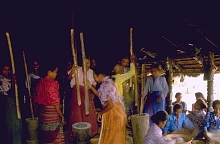 Atoni